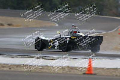 media/Nov-16-2025-CalClub SCCA (Sun) [[2975c16dfc]]/Group 3/Turn 1/